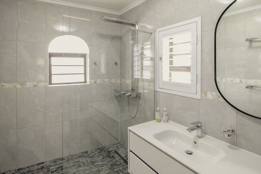 3 Bedroom Property for Sale in Myoli Beach Western Cape